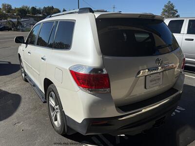 2013 Toyota Highlander 4WD V6 Limited - Photo 5 - Garden City, ID 83714