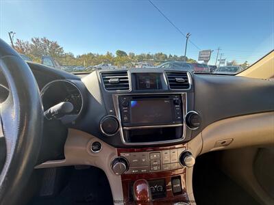 2013 Toyota Highlander 4WD V6 Limited - Photo 28 - Garden City, ID 83714