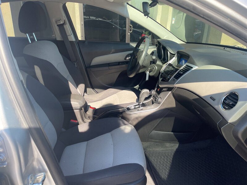 2016 Chevrolet Cruze Limited LS Auto 4dr Sedan w/1SB - Photo 12 - Garden City, ID 83714