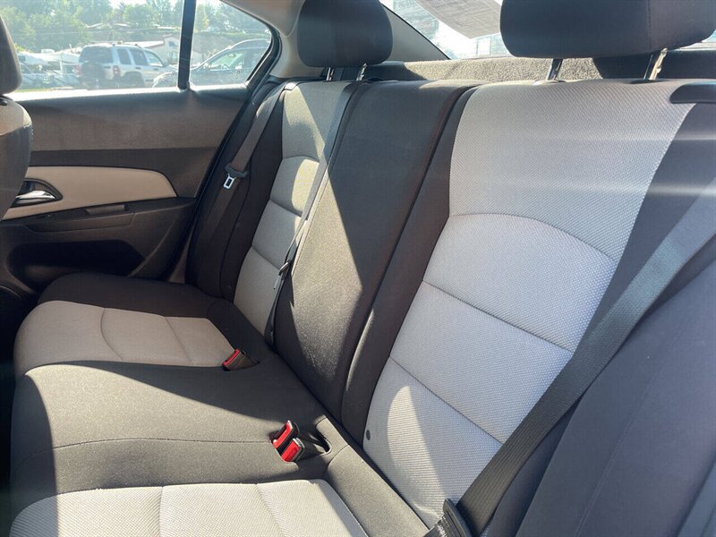 2016 Chevrolet Cruze Limited LS Auto 4dr Sedan w/1SB - Photo 11 - Garden City, ID 83714