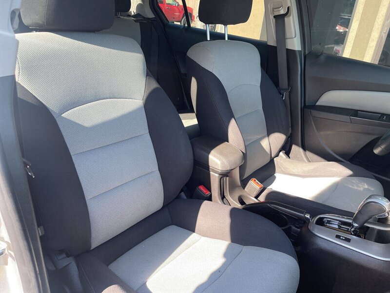 2016 Chevrolet Cruze Limited LS Auto 4dr Sedan w/1SB - Photo 14 - Garden City, ID 83714