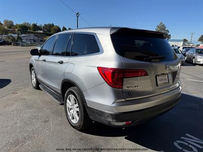 2017 Honda Pilot LX - Photo 5 - Garden City, ID 83714