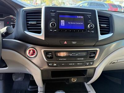 2017 Honda Pilot LX - Photo 27 - Garden City, ID 83714