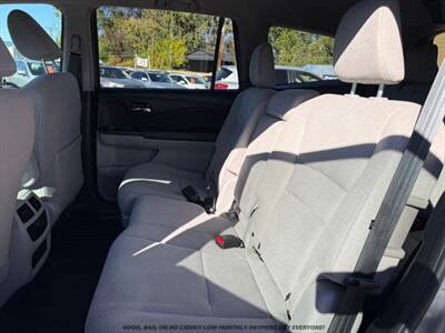 2017 Honda Pilot LX - Photo 14 - Garden City, ID 83714