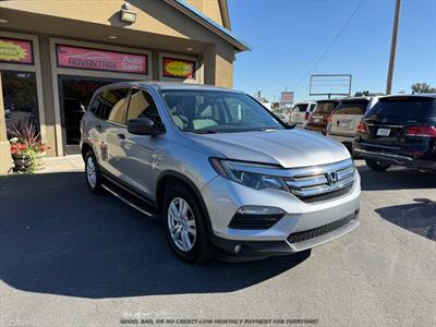 2017 Honda Pilot LX - Photo 1 - Garden City, ID 83714