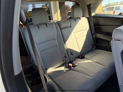2017 Honda Pilot LX - Photo 17 - Garden City, ID 83714