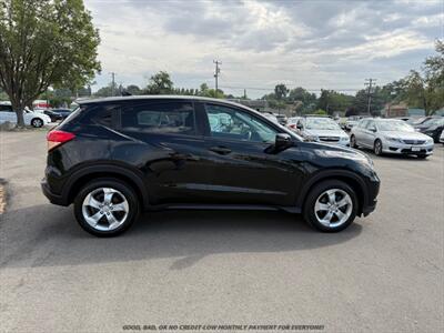 2016 Honda HR-V EX - Photo 8 - Garden City, ID 83714