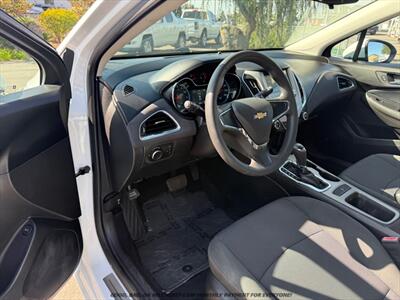 2017 Chevrolet Cruze LS Auto   - Photo 10 - Garden City, ID 83714