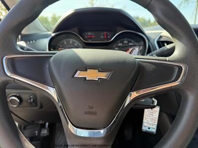 2017 Chevrolet Cruze LS Auto   - Photo 25 - Garden City, ID 83714