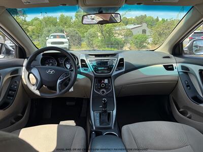 2016 Hyundai ELANTRA SE - Photo 9 - Garden City, ID 83714