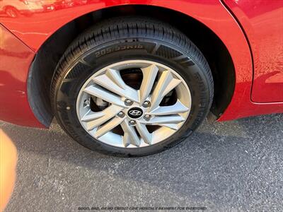 2020 Hyundai Elantra SEL   - Photo 24 - Garden City, ID 83714