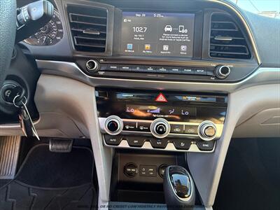 2020 Hyundai Elantra SEL   - Photo 27 - Garden City, ID 83714