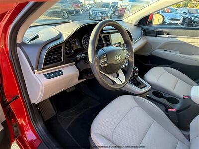2020 Hyundai Elantra SEL   - Photo 12 - Garden City, ID 83714