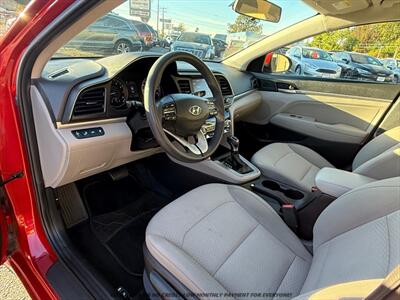 2020 Hyundai Elantra SEL   - Photo 10 - Garden City, ID 83714