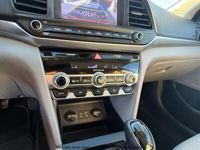 2020 Hyundai Elantra SEL   - Photo 28 - Garden City, ID 83714