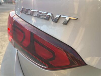 2019 Hyundai ACCENT SE 4dr Sedan 6A - Photo 29 - Garden City, ID 83714