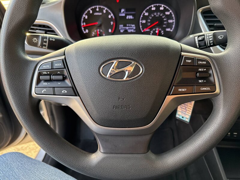 2019 Hyundai ACCENT SE 4dr Sedan 6A - Photo 26 - Garden City, ID 83714