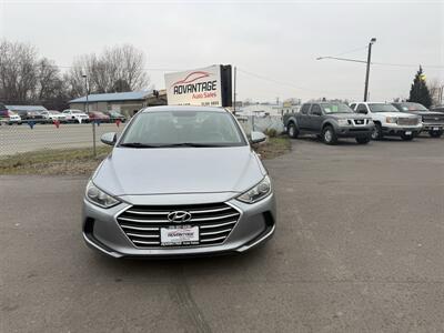 2017 Hyundai ELANTRA SE   - Photo 2 - Garden City, ID 83714