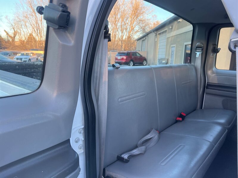 2007 Ford F-250 XL 4dr SuperCab 4WD SB - Photo 16 - Garden City, ID 83714