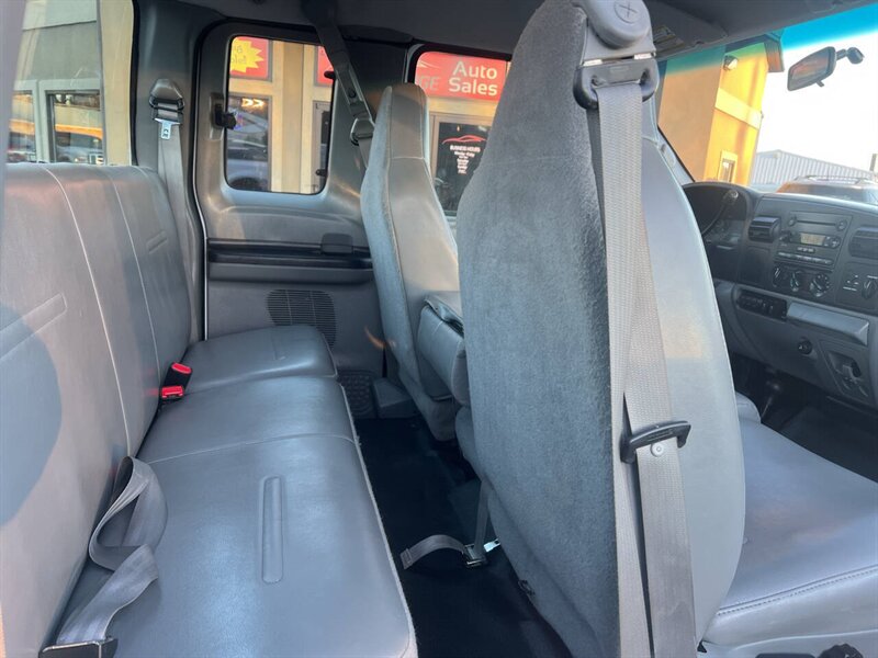 2007 Ford F-250 XL 4dr SuperCab 4WD SB - Photo 18 - Garden City, ID 83714