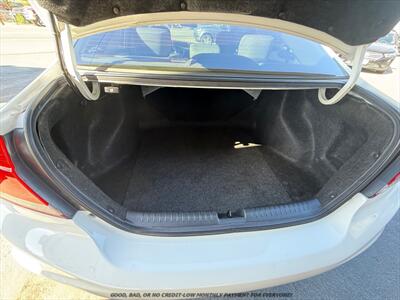 2015 Honda Civic LX - Photo 16 - Garden City, ID 83714