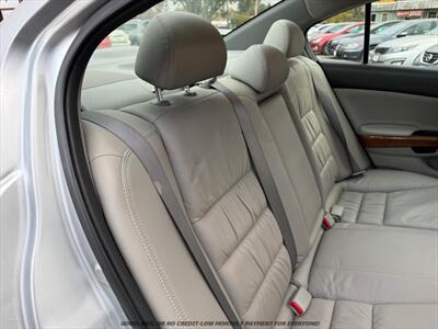 2011 Honda Accord EX-L V6 - Photo 16 - Garden City, ID 83714