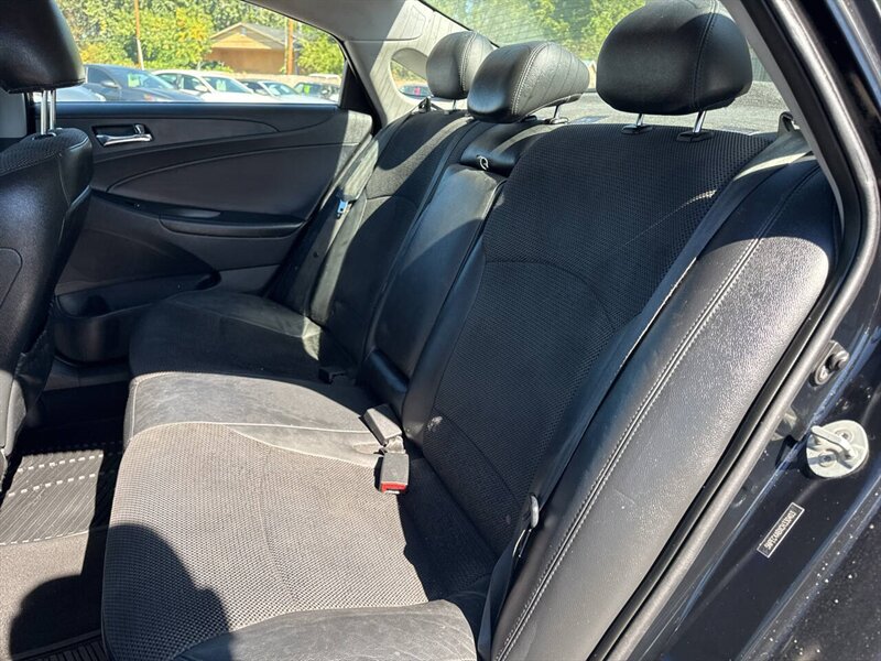2012 Hyundai SONATA SE 2.0T 4dr Sedan - Photo 13 - Garden City, ID 83714
