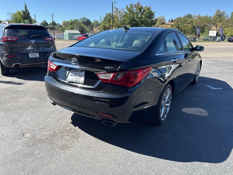 2012 Hyundai SONATA SE 2.0T 4dr Sedan - Photo 7 - Garden City, ID 83714