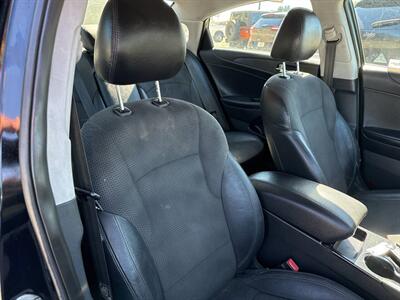 2012 Hyundai SONATA SE 2.0T 4dr Sedan - Photo 17 - Garden City, ID 83714