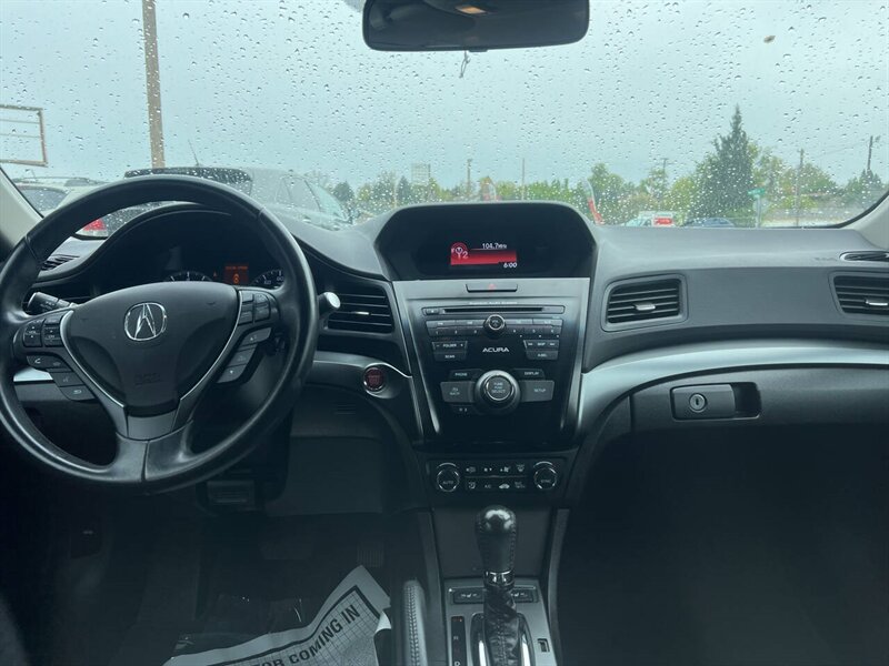 2014 Acura ILX 2.0L 4dr Sedan - Photo 7 - Garden City, ID 83714