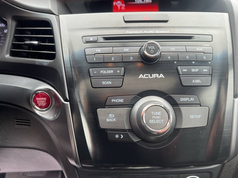 2014 Acura ILX 2.0L 4dr Sedan - Photo 24 - Garden City, ID 83714