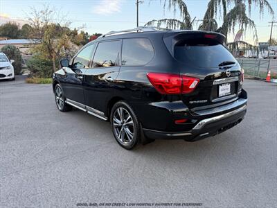 2017 Nissan Pathfinder Platinum - Photo 5 - Garden City, ID 83714