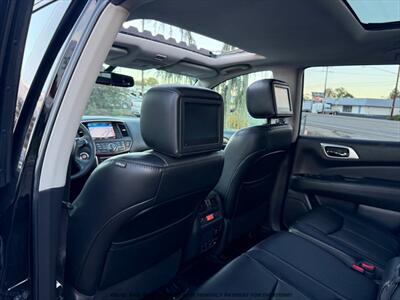 2017 Nissan Pathfinder Platinum - Photo 15 - Garden City, ID 83714
