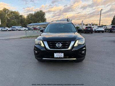 2017 Nissan Pathfinder Platinum - Photo 2 - Garden City, ID 83714