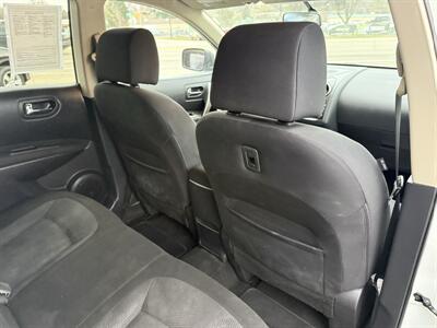 2015 Nissan Rogue Select S   - Photo 19 - Garden City, ID 83714