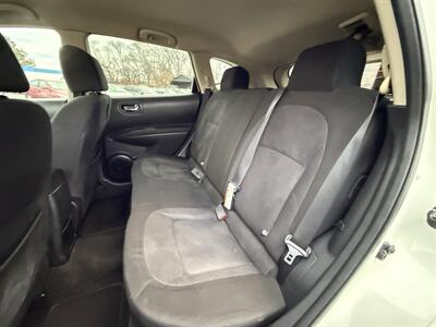 2015 Nissan Rogue Select S   - Photo 16 - Garden City, ID 83714