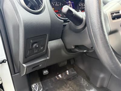 2015 Nissan Rogue Select S   - Photo 23 - Garden City, ID 83714