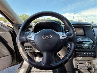 2016 INFINITI QX70   - Photo 26 - Garden City, ID 83714