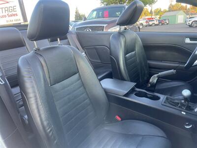 2006 Ford Mustang GT Deluxe 2dr Convertible - Photo 16 - Garden City, ID 83714