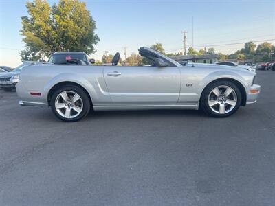 2006 Ford Mustang GT Deluxe 2dr Convertible - Photo 8 - Garden City, ID 83714