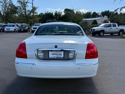 2004 Lincoln Town Car Ultimate - Photo 6 - Garden City, ID 83714