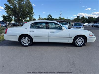 2004 Lincoln Town Car Ultimate - Photo 8 - Garden City, ID 83714