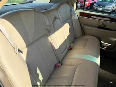 2004 Lincoln Town Car Ultimate - Photo 18 - Garden City, ID 83714