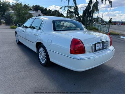 2004 Lincoln Town Car Ultimate - Photo 5 - Garden City, ID 83714