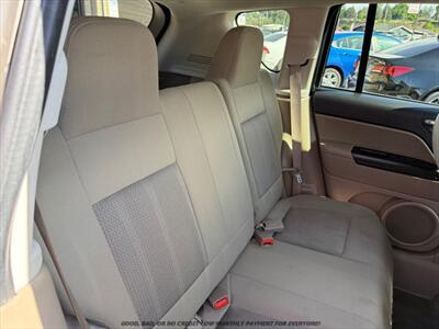 2010 Jeep Compass Sport   - Photo 13 - Garden City, ID 83714