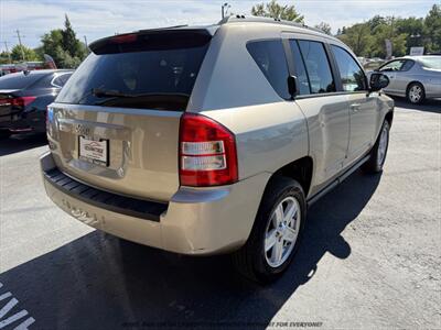 2010 Jeep Compass Sport   - Photo 7 - Garden City, ID 83714