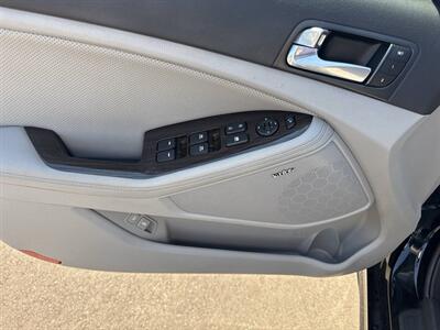 2015 Kia Optima EX 4dr Sedan - Photo 24 - Garden City, ID 83714