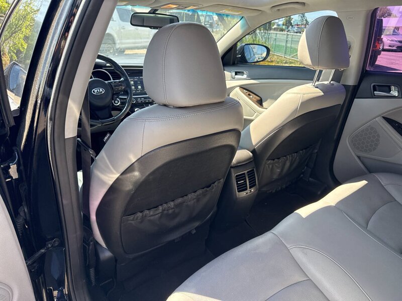 2015 Kia Optima EX 4dr Sedan - Photo 15 - Garden City, ID 83714