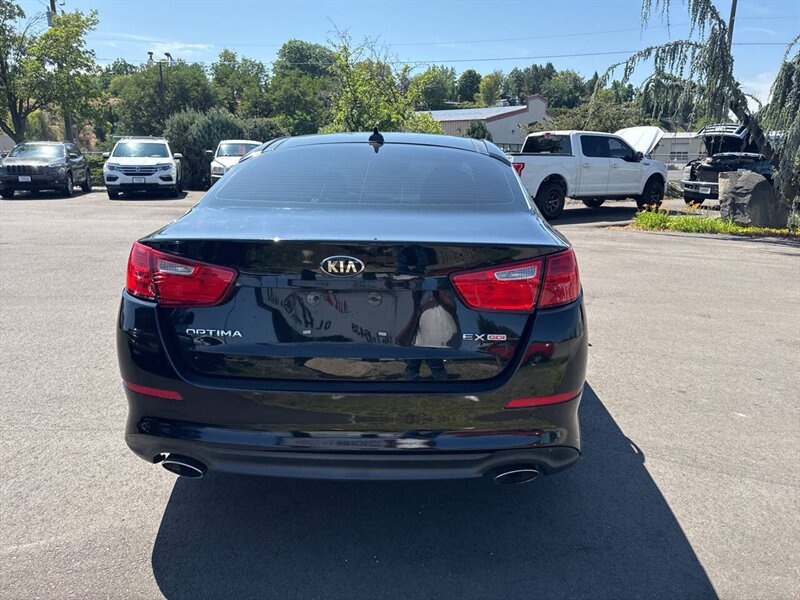 2015 Kia Optima EX 4dr Sedan - Photo 6 - Garden City, ID 83714