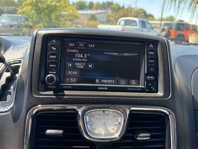 2016 Chrysler Town and Country LX 4dr Mini Van - Photo 28 - Garden City, ID 83714